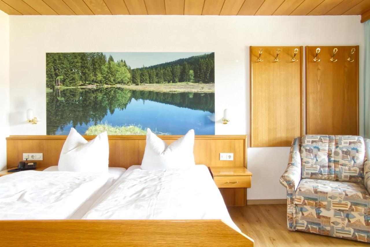 Garnihotel Zur Linde - Bayerischer Wald - Aktivcard Mit 154 Kostenfreien Leistungen - Kostenloser Parkplatz Lohberg Luaran gambar