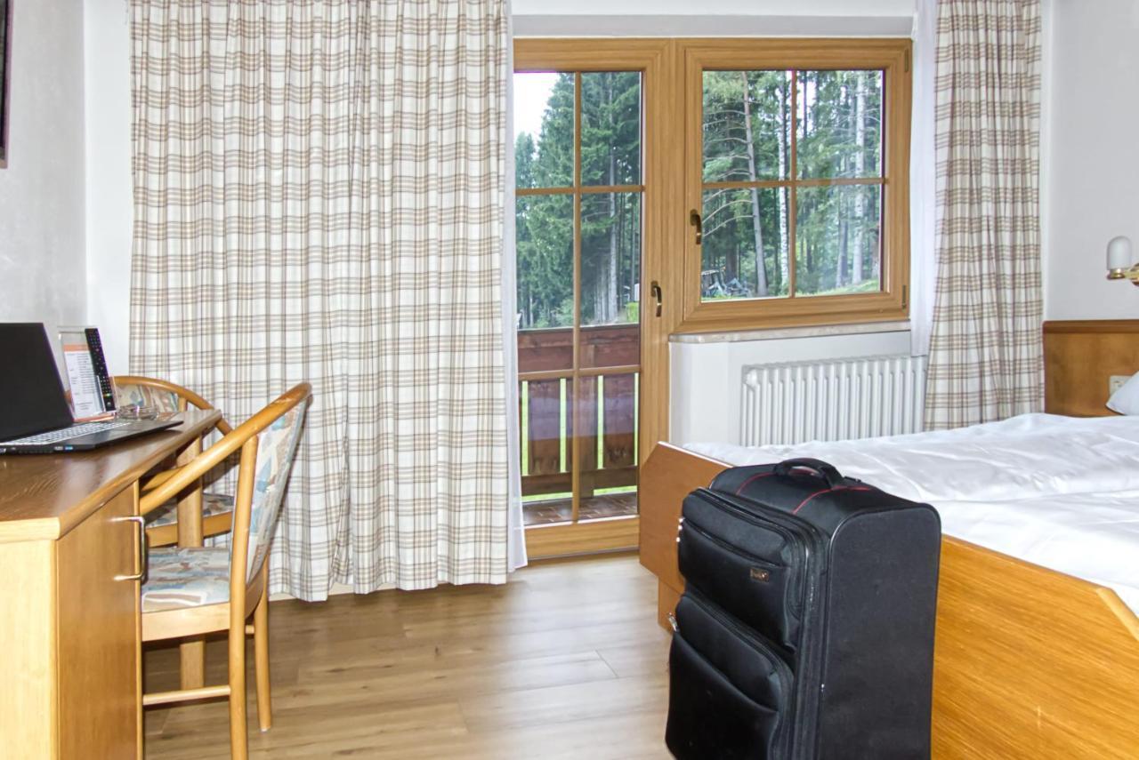 Garnihotel Zur Linde - Bayerischer Wald - Aktivcard Mit 154 Kostenfreien Leistungen - Kostenloser Parkplatz Lohberg Luaran gambar